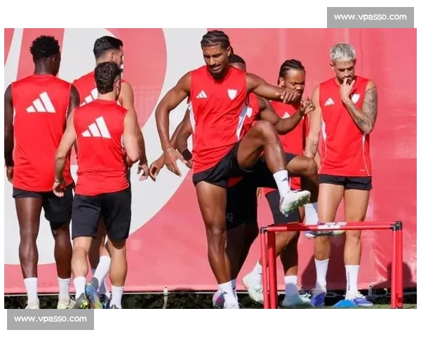 勒沃库森 2000 万欧求购巴代遭拒，塞维利亚坚持 3500 万欧天价