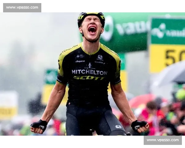 一场酣畅淋漓的胜利,背后是团队无数次模拟和数据推演 一场酣畅淋漓的胜利,背后是团队无数次模拟和数据推演