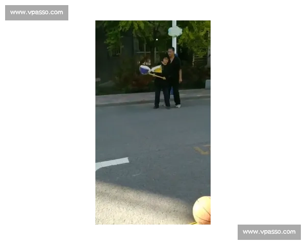 网球拍的“黑科技”，让你的下一击势不可挡