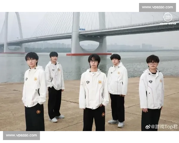 赛场之外，他们是暖男还是学霸暗区突围选手生活面貌